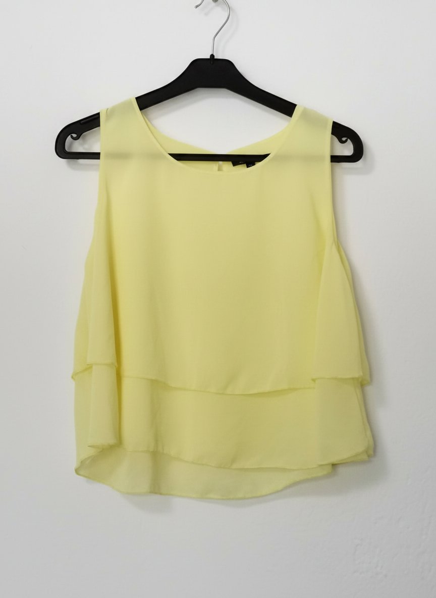 Top jaune