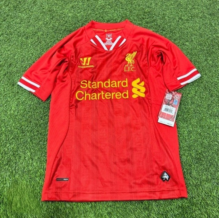 Maillot Liverpool FC  Authentique du boutique Fc Liverpool avec étiquettes ylabes 12---14 ans 