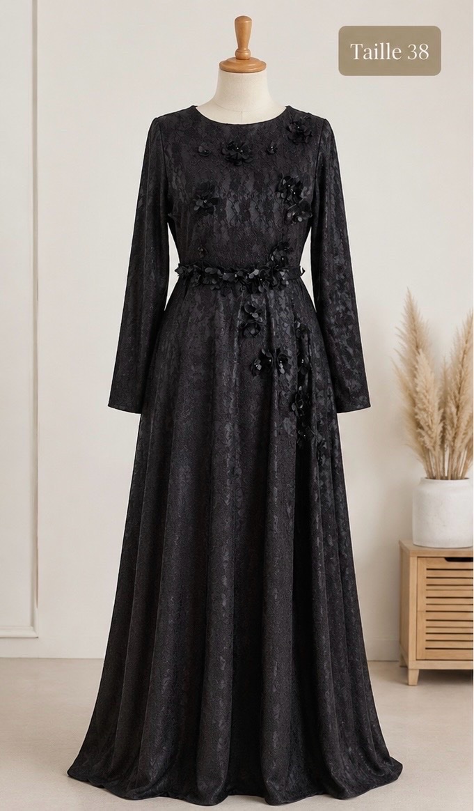 Robe noir elegante et rafinée 