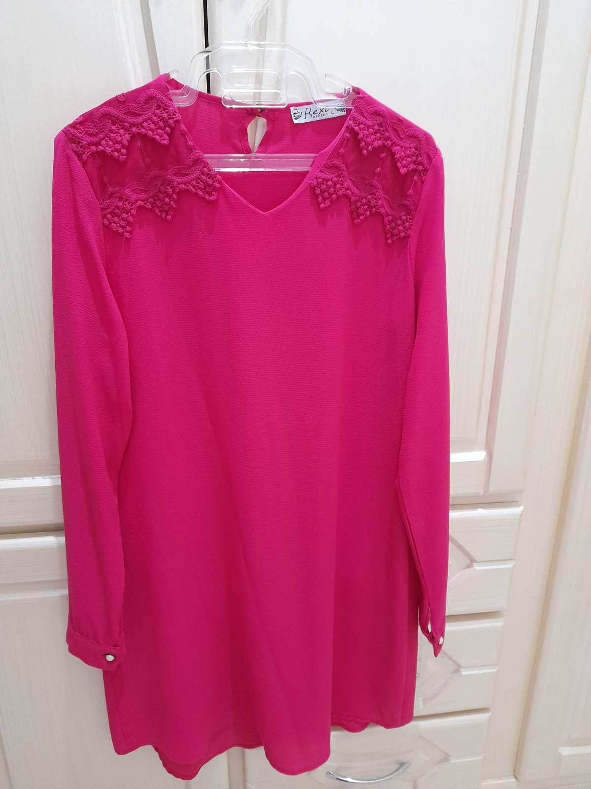 Liquette/robe fuchsia élégante