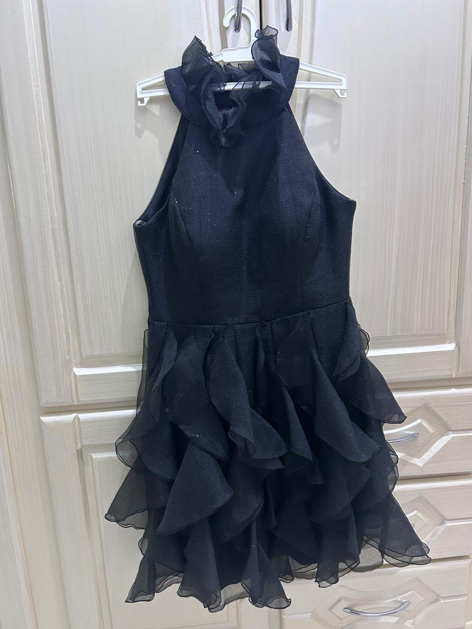 Robe noire élégante 