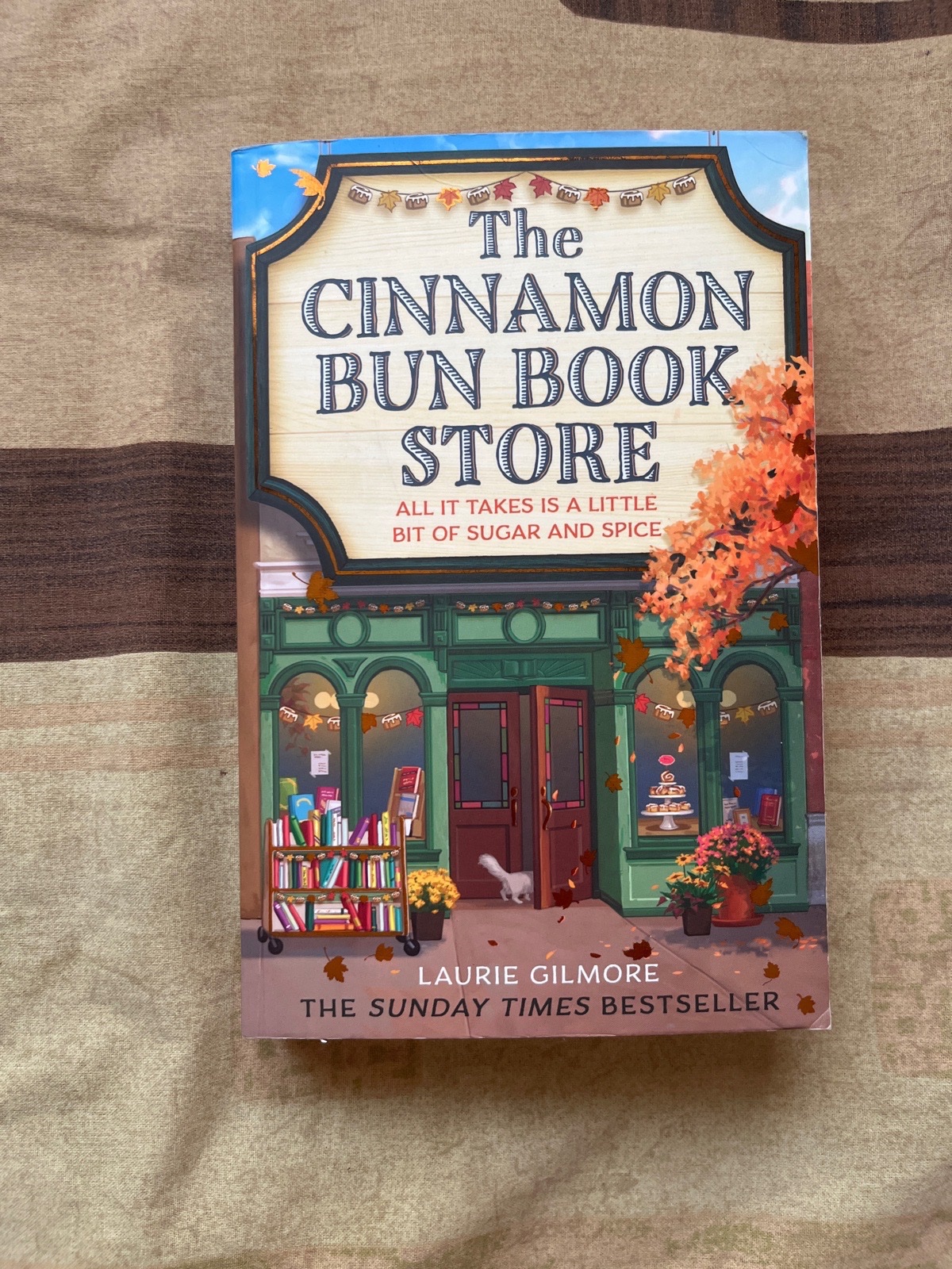  The cinnamon bun book store