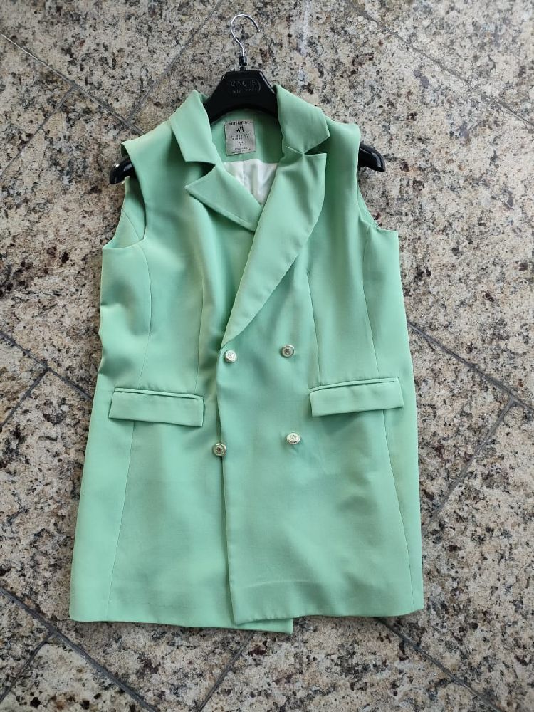  blazer sans manches 