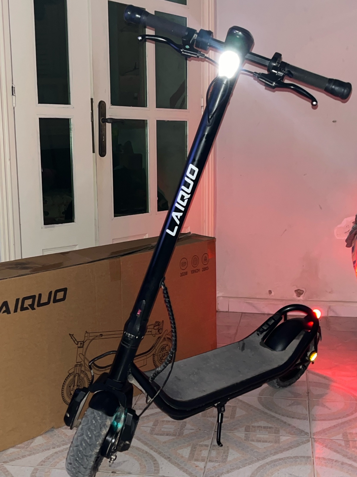 Trotinette electric état neuve 