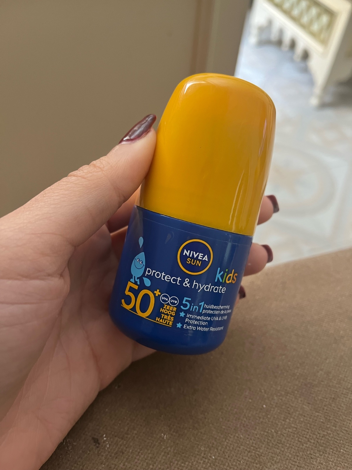 Un pack de 4 pieces de creme nivea a vendre jamais ouvert 