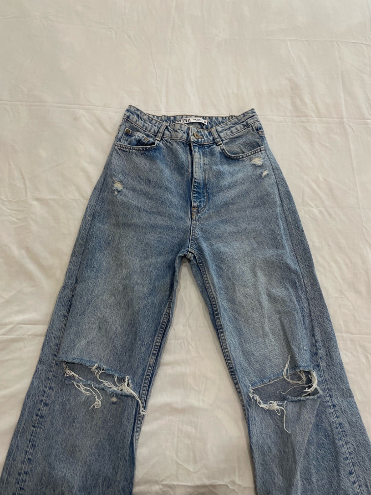 Wide leg jeans