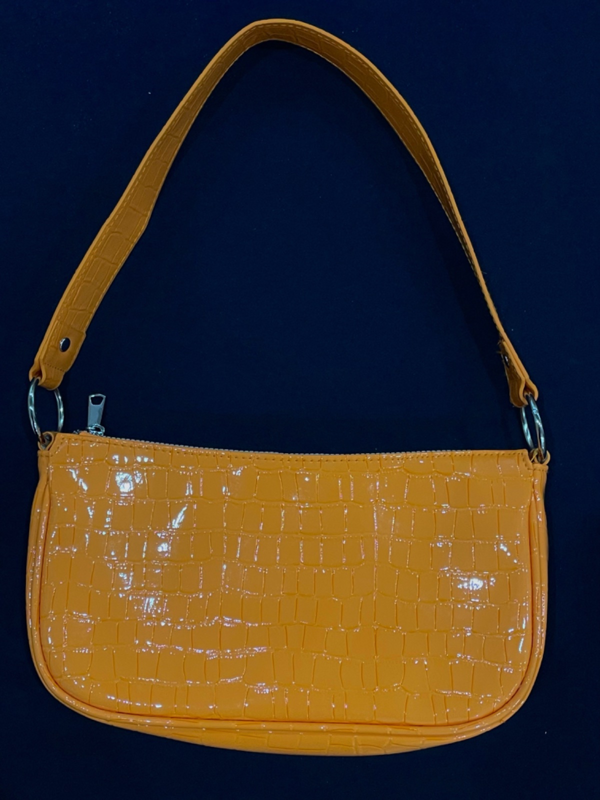 Small shoulder bag