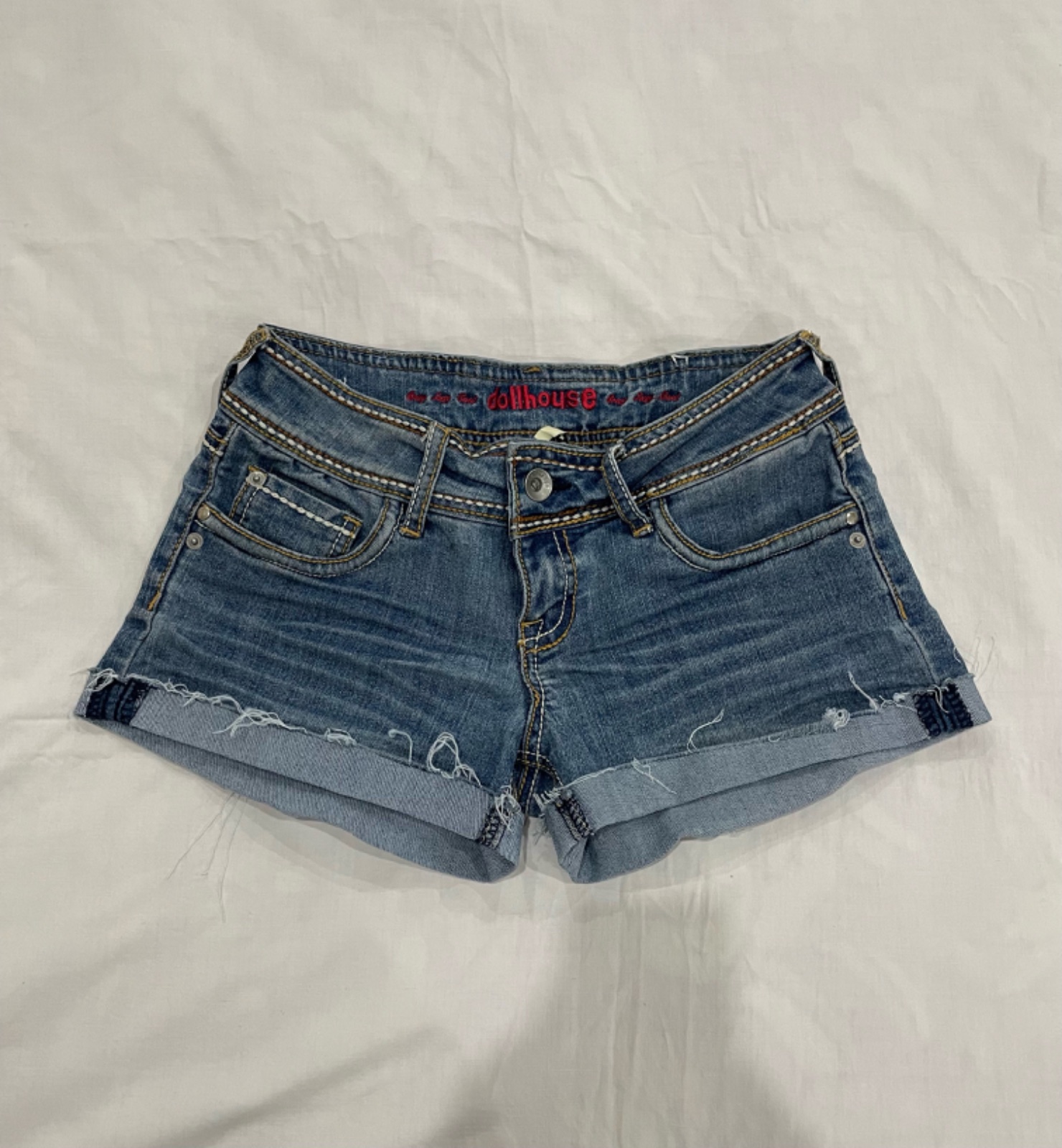Low rise shorts