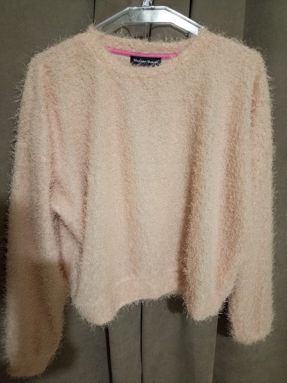 Pull rose à manches longues 
