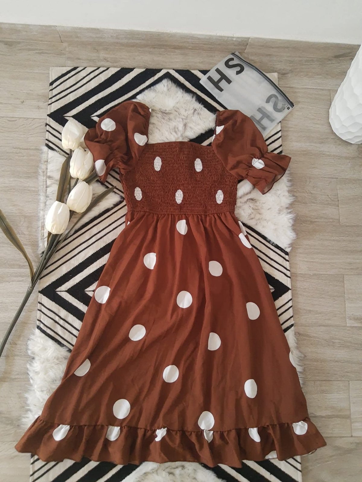 Robe Shein marron à pois blancs – Taille L