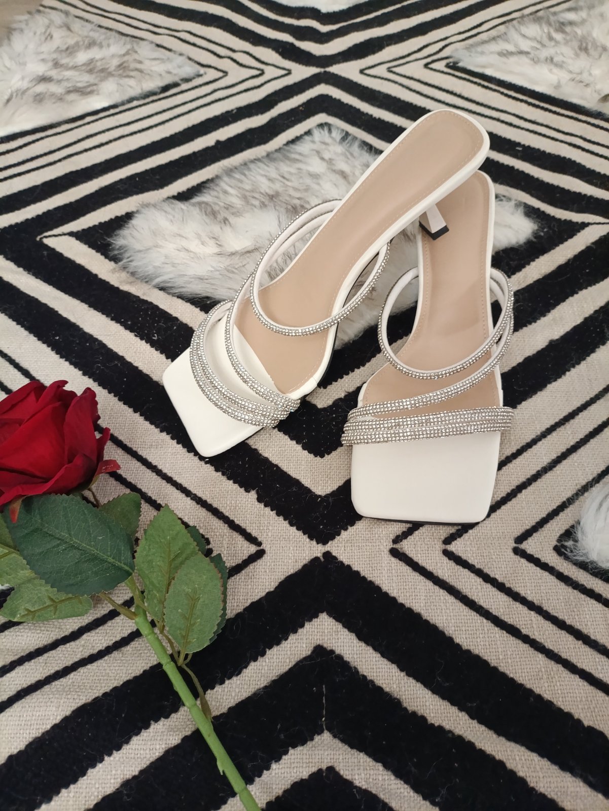  Talons Shein strass – Pointure 40