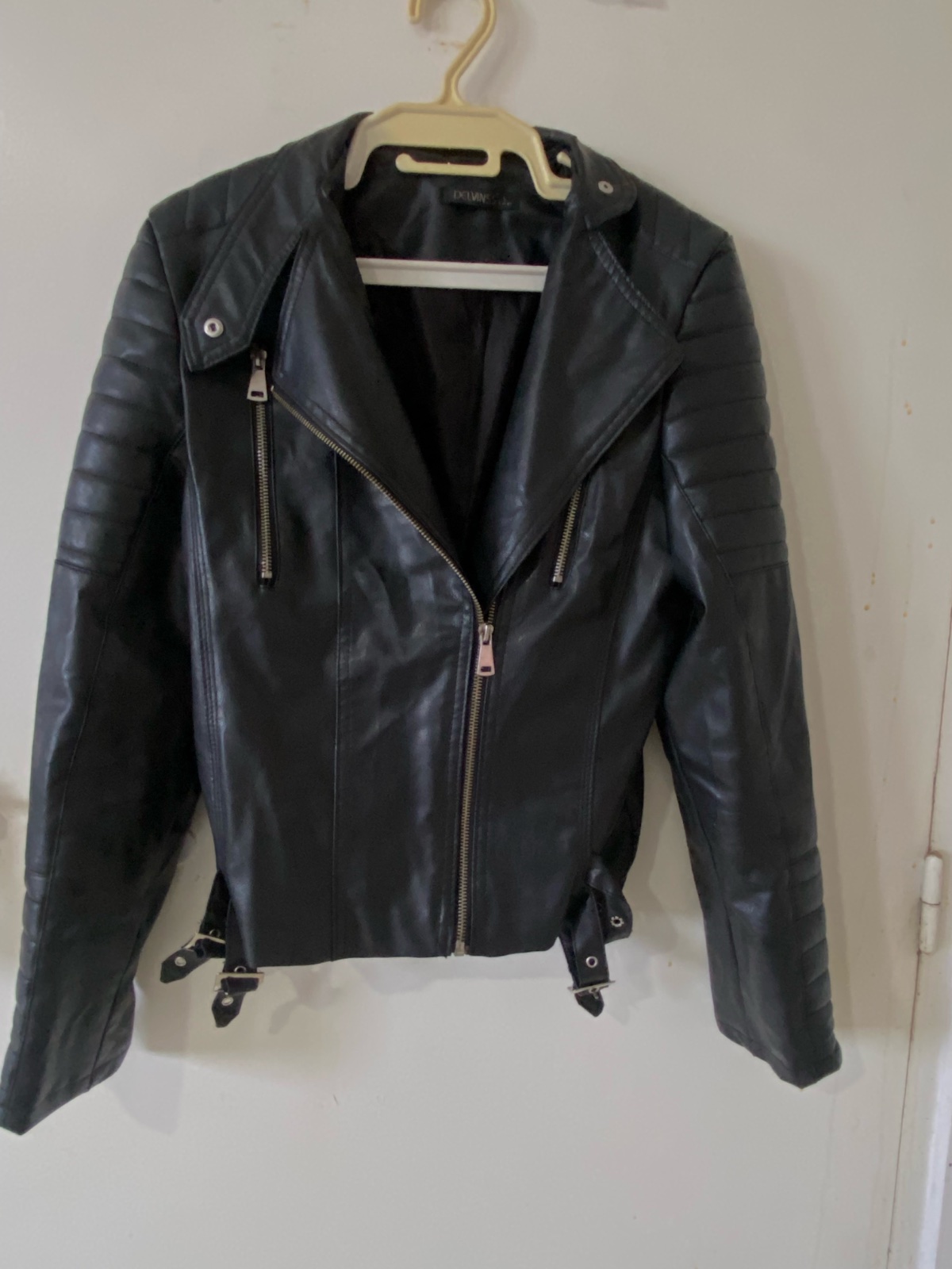 Veste en cuire