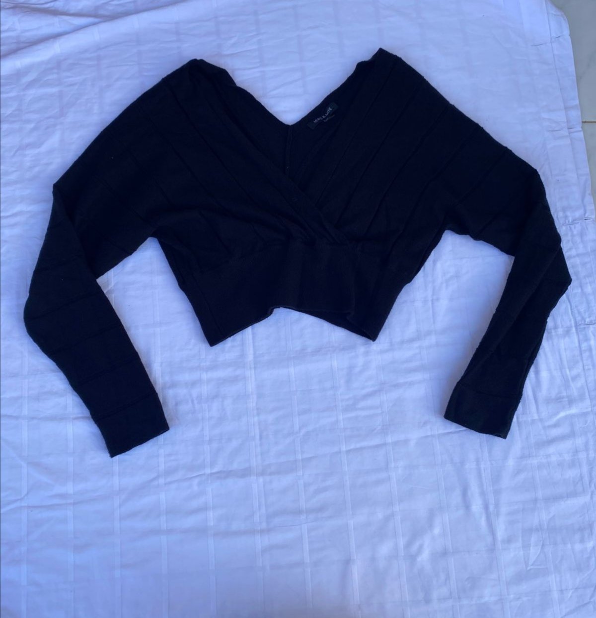 Pull noir