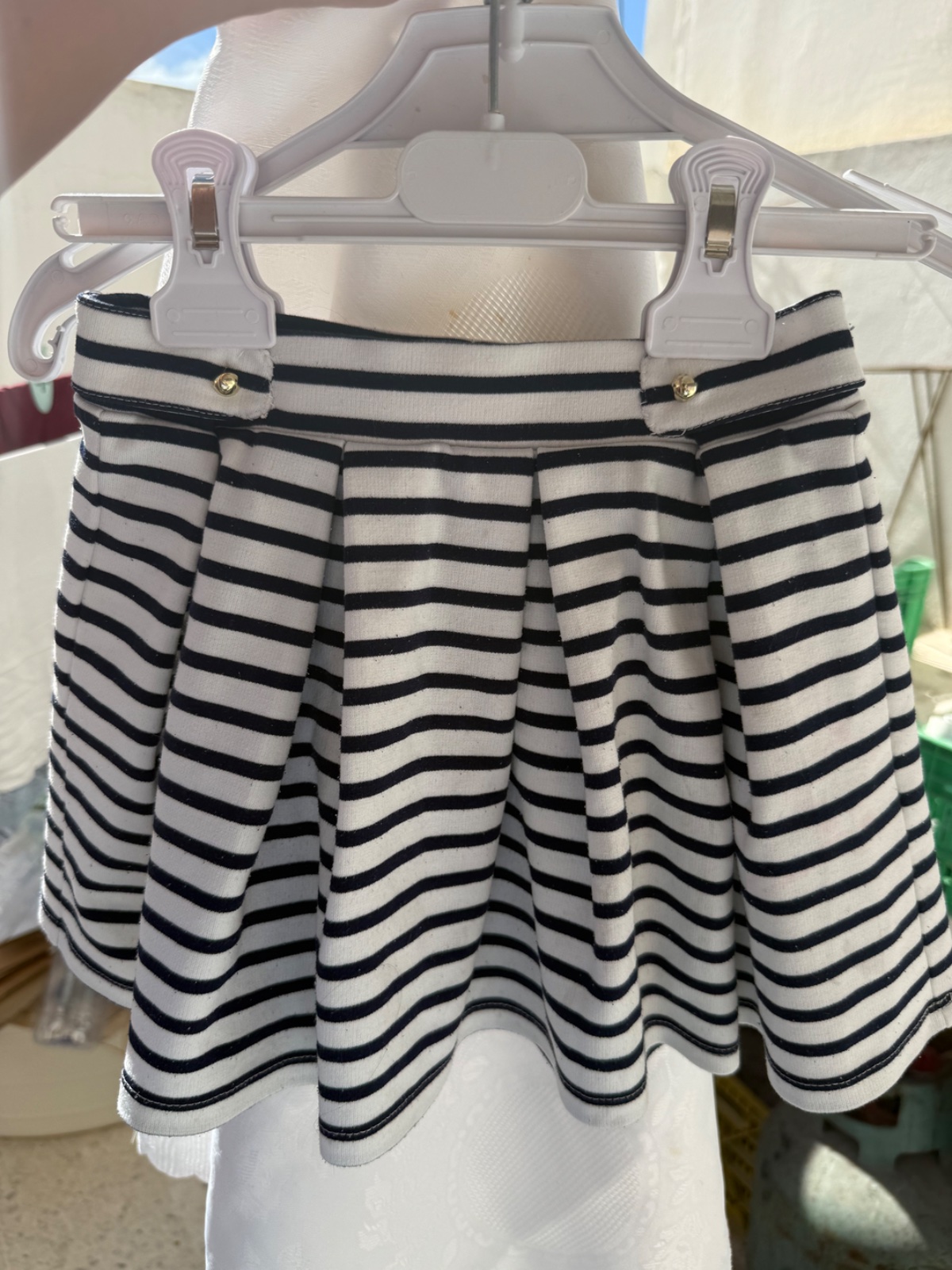 Jupe fille age 4/6 ans de la marque HM 