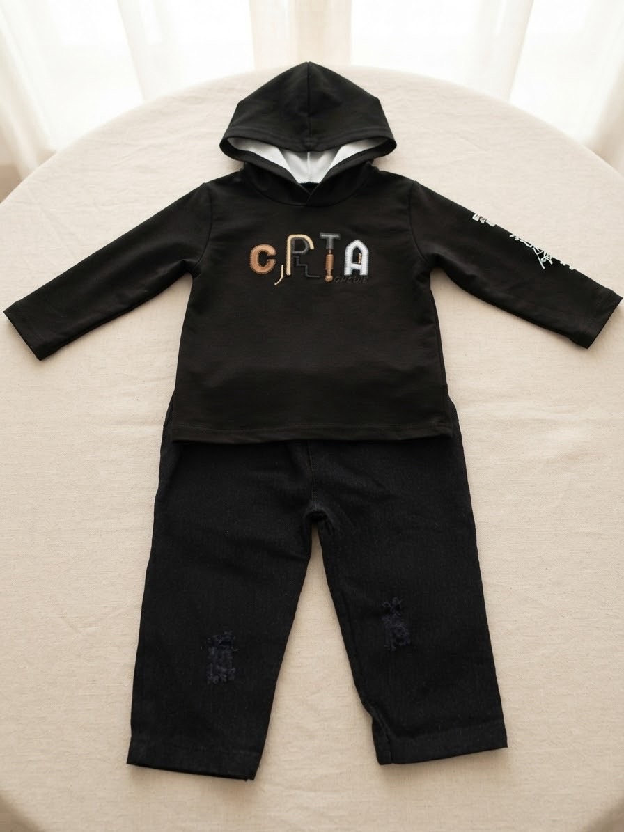 Ensemble Bébé Garçon 2 Pièces : Sweat à Capuche Noir & Jean Style Destroy