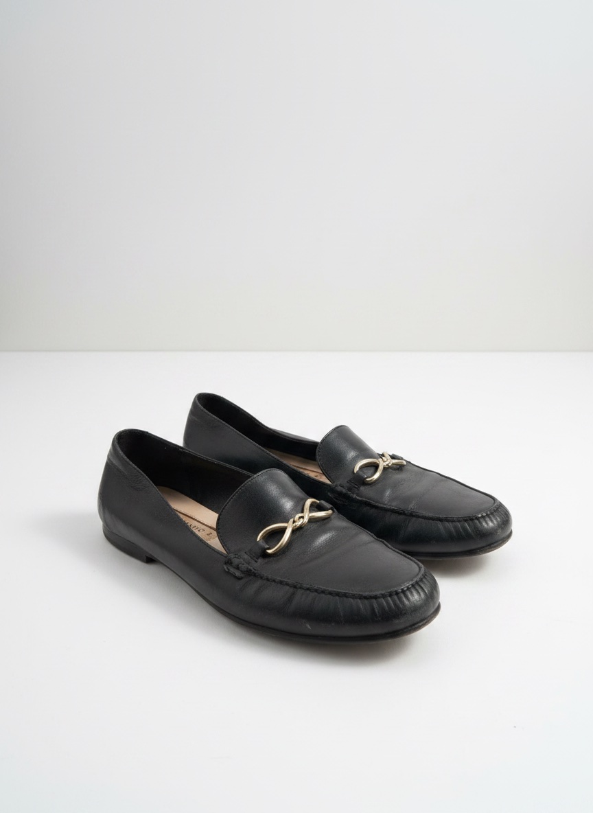 Mocassins Zara Basic noirs chaîne dorée – pointure 39 – très bon état