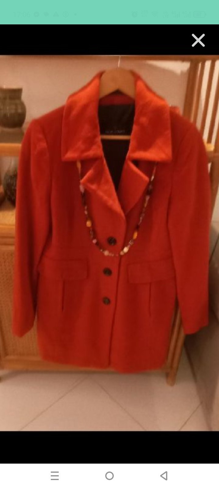 Manteau en laine rouge orangé