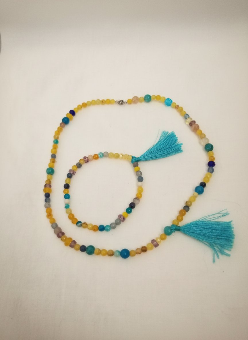 Collier et son bracelet pierres et cristaux