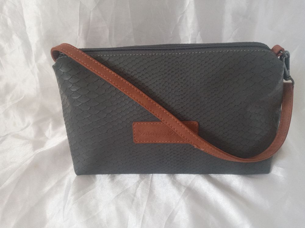 sac façon serpent de la marque Fritzi aus Preuben