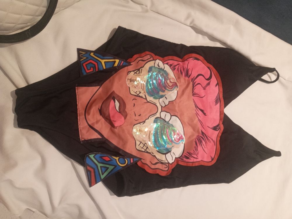 maillot brillant et original violetta