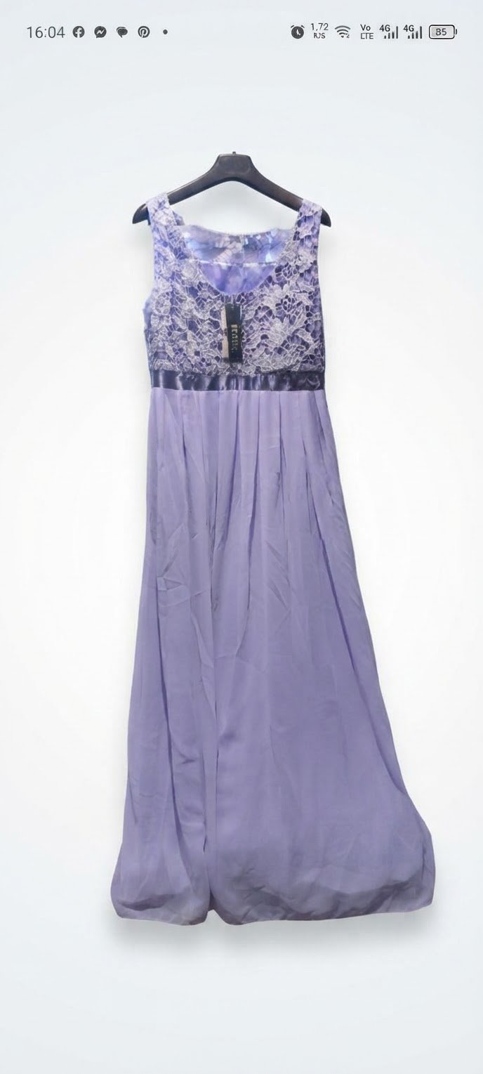 Robe dentelle et mousseline