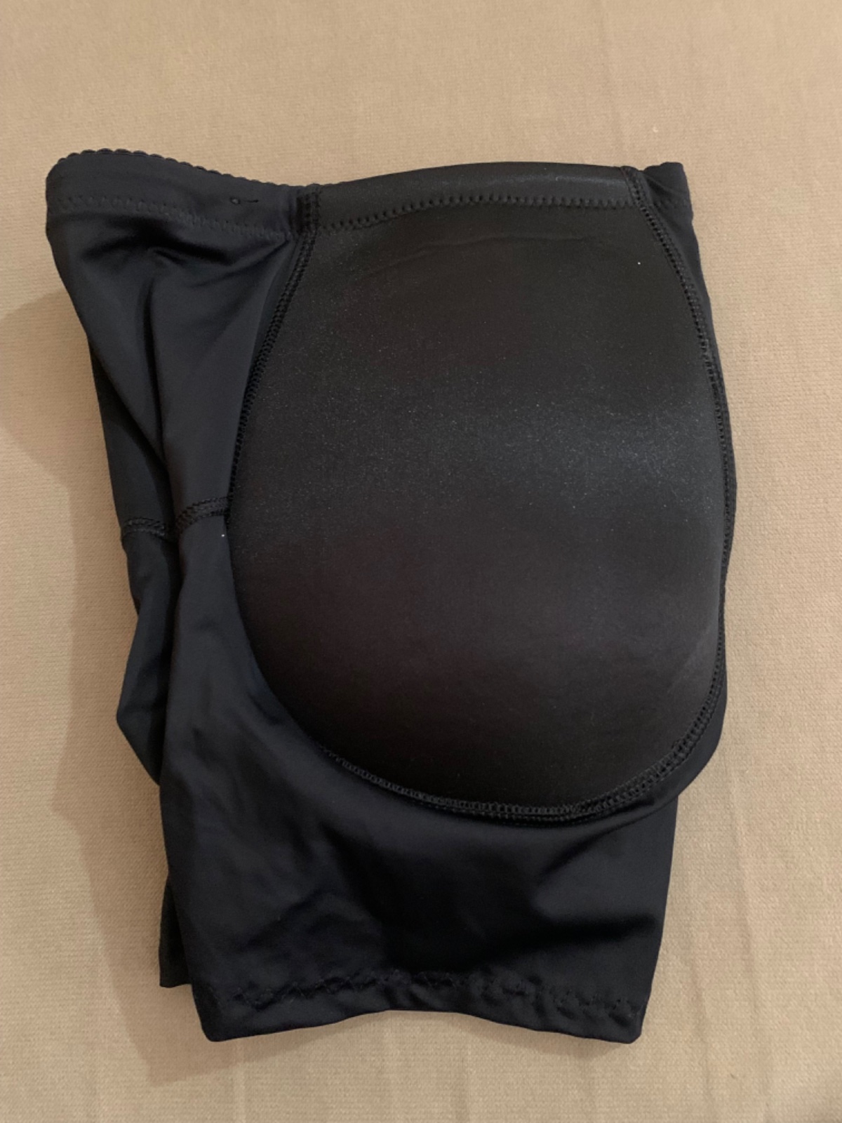 Gain rembourré noir – Taille 34 – Neuf