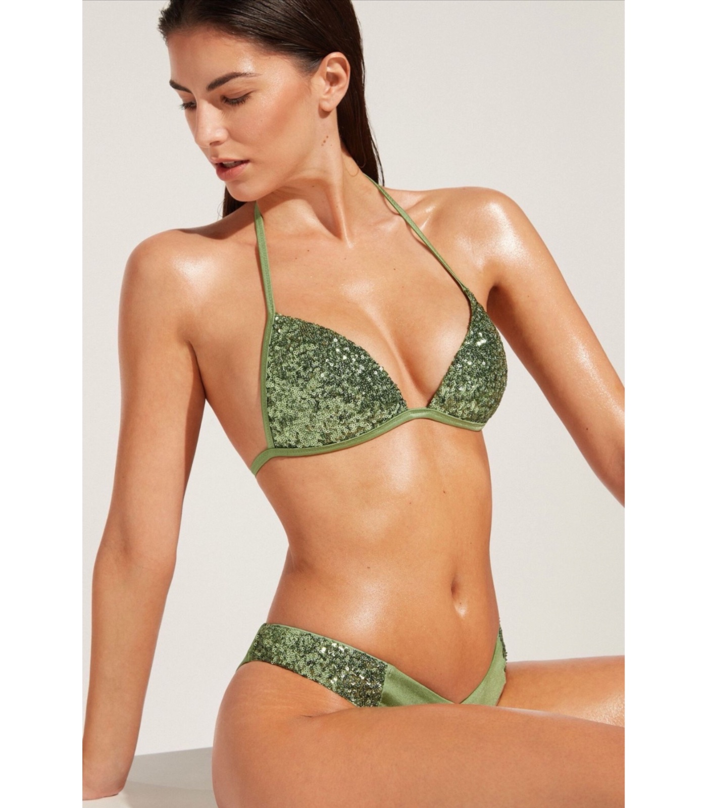 Bikini vert avec strass