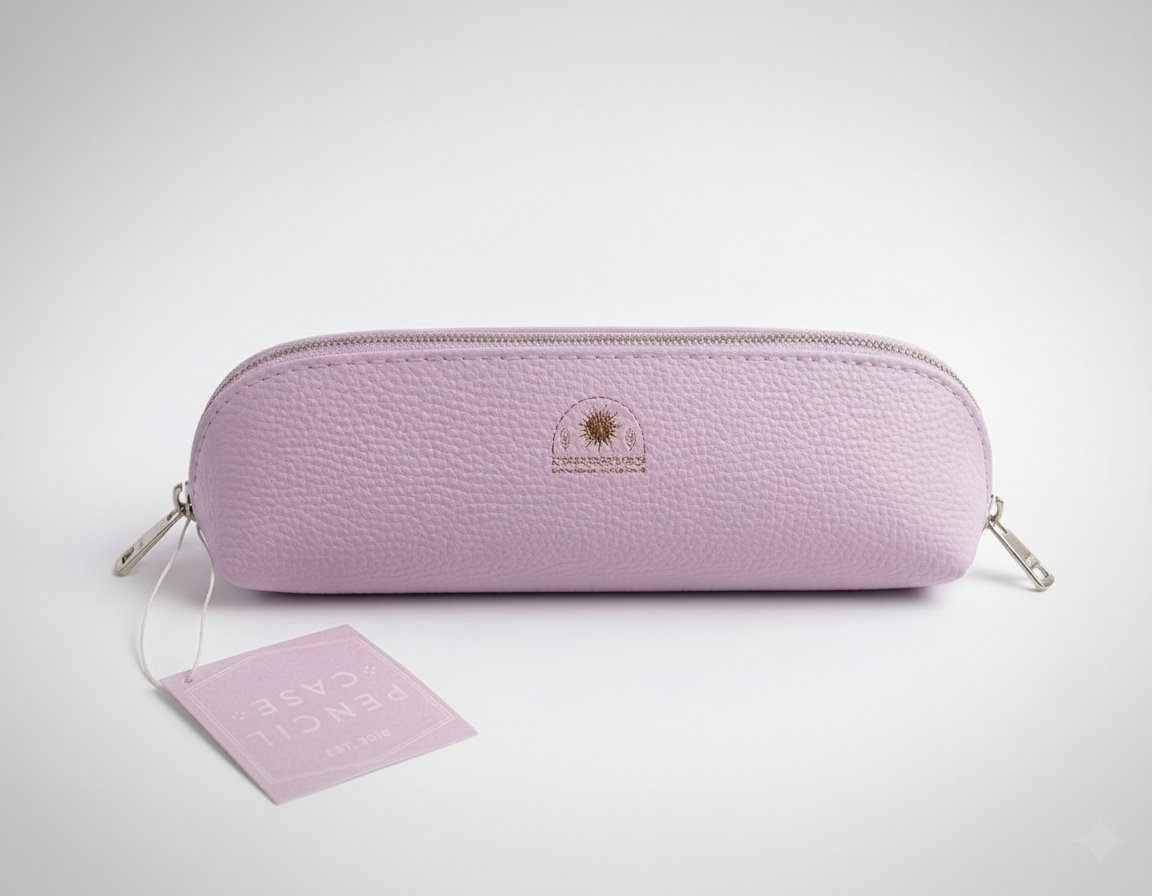 👝 Trousse violet lilas trooooop mignonne pour l'école ou le maquillage 😍 fermeture éclair dorée avec pendentif soleil 🌞 neuve avec étiquette 🏷 importée 🇨🇵 imitation cuir 🤩
