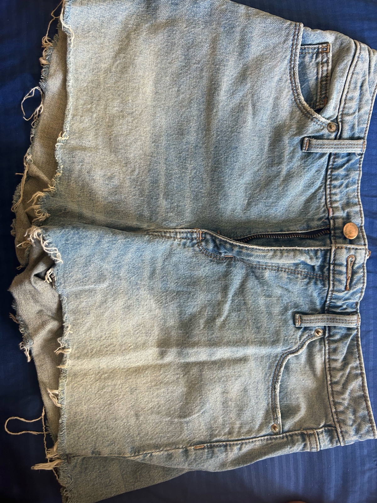 Short bleu 