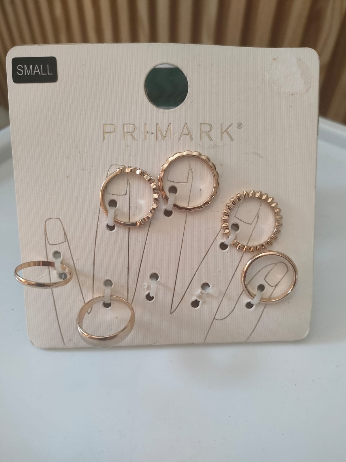 Set de 6 Bagues Dorées PRIMARK Neuf avec Étiquette - Taille S