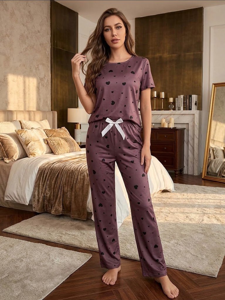 Ensemble Pyjama SHEIN Violine / Mauve motif Cœurs (Taille L)
