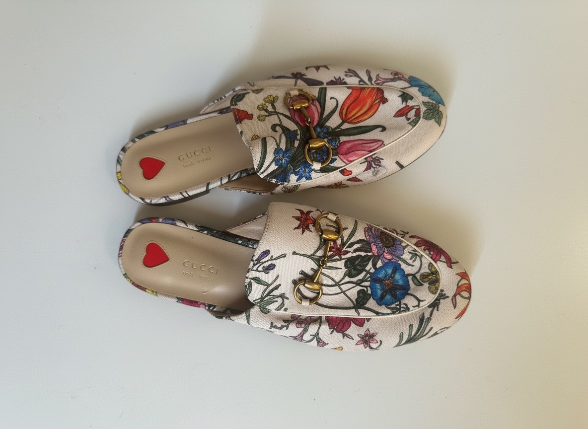 Mulles GUCCI taille 44-45