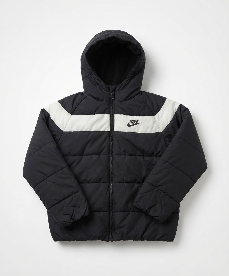 ‏nike