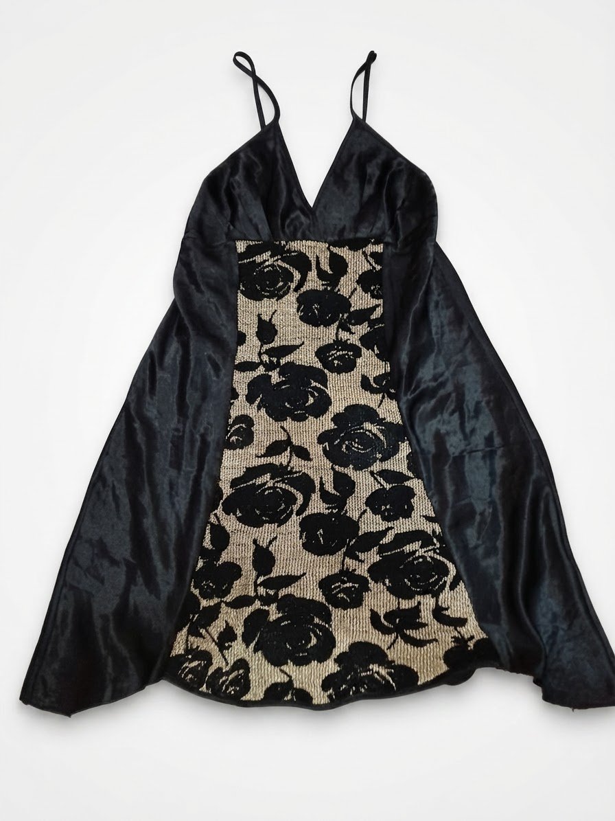 🖤✨ Nuisette Satinée Noire & Or à Motif Roses