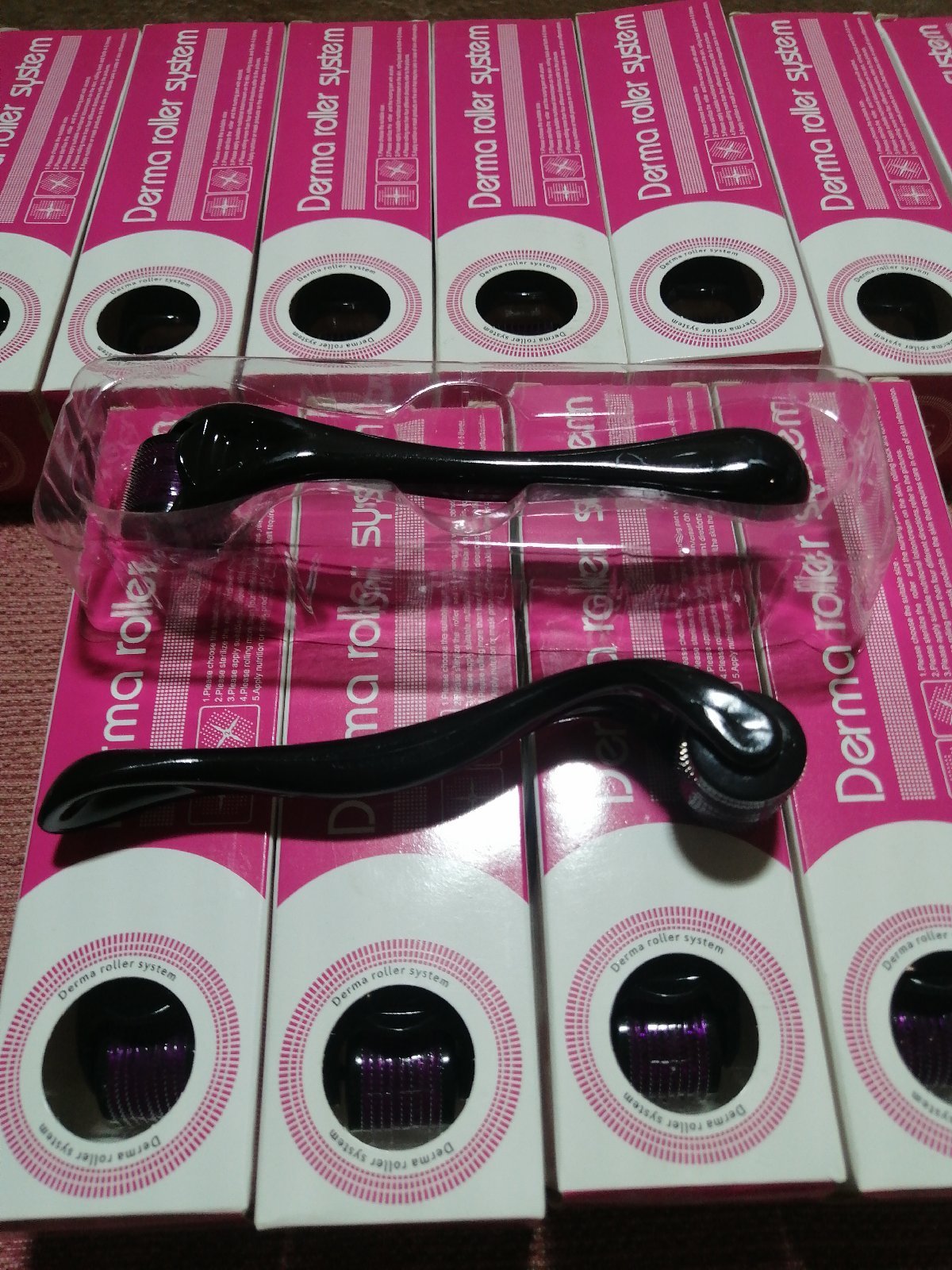 Derma roller system