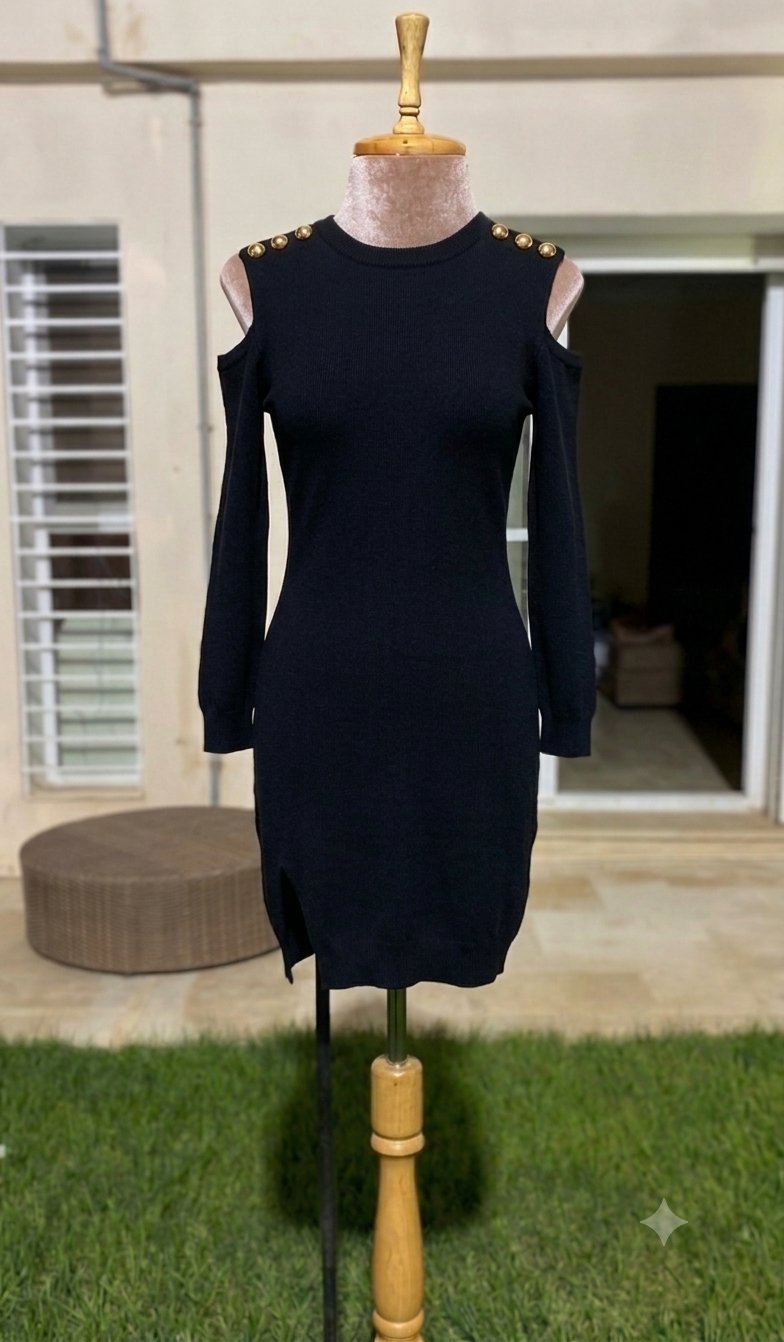 Robe noire moulante