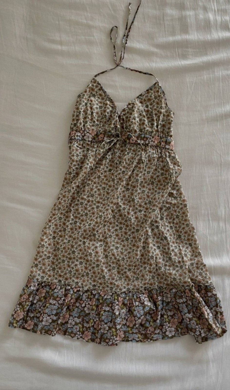Robe H&M fleurie à fines bretelles – Taille 38