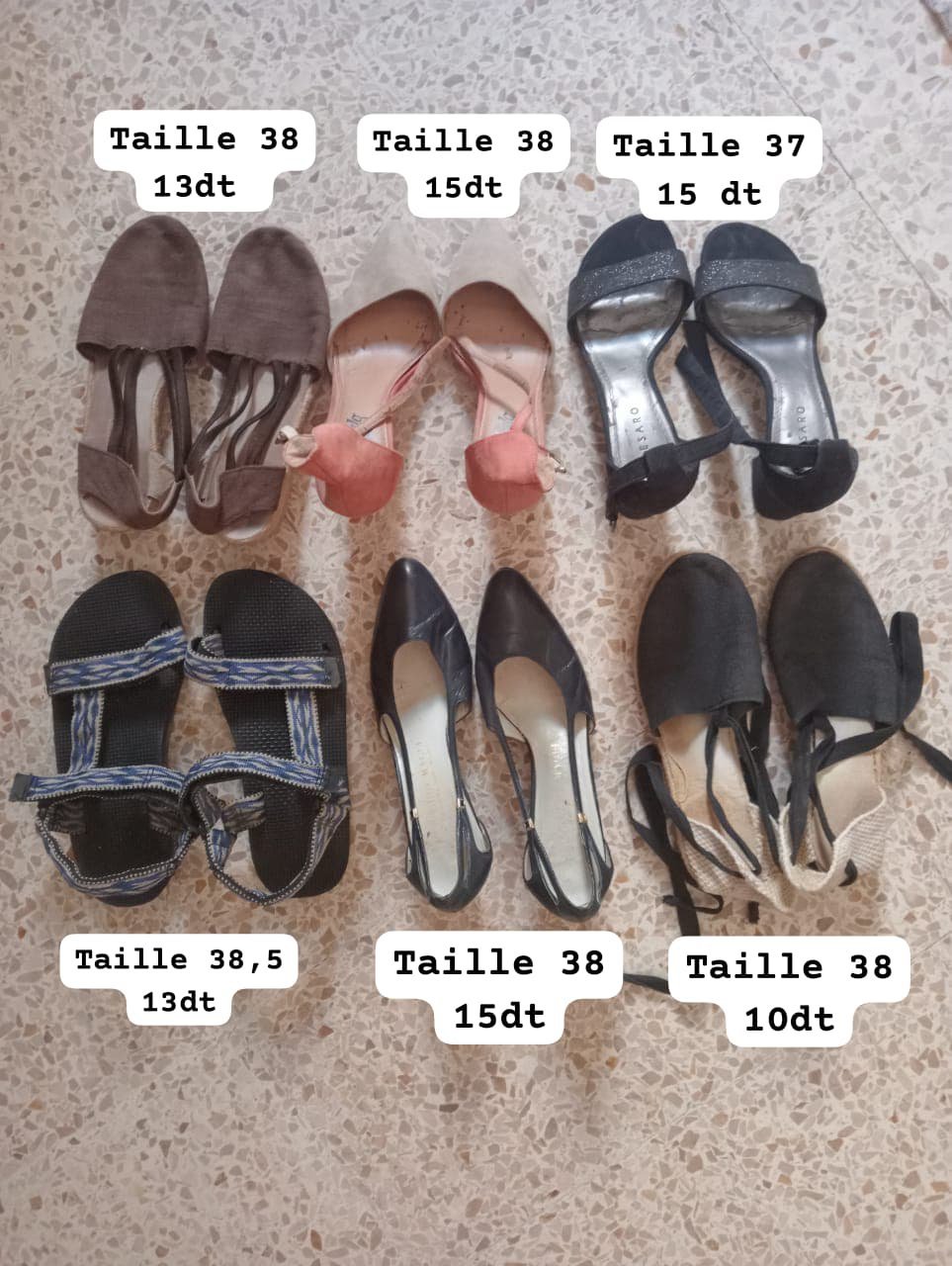 Des talons/ sandales 