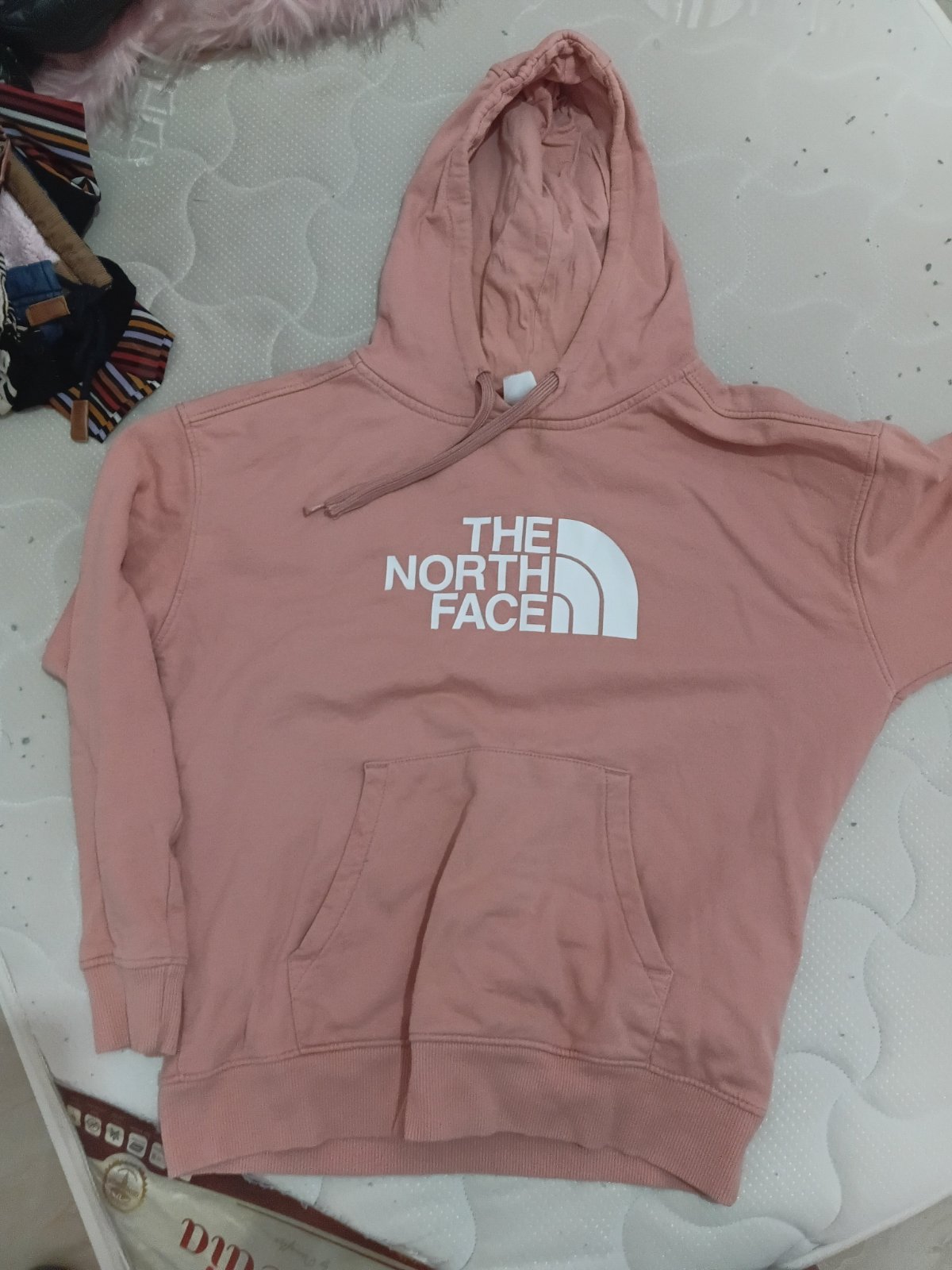 Capuche north face rose bébé