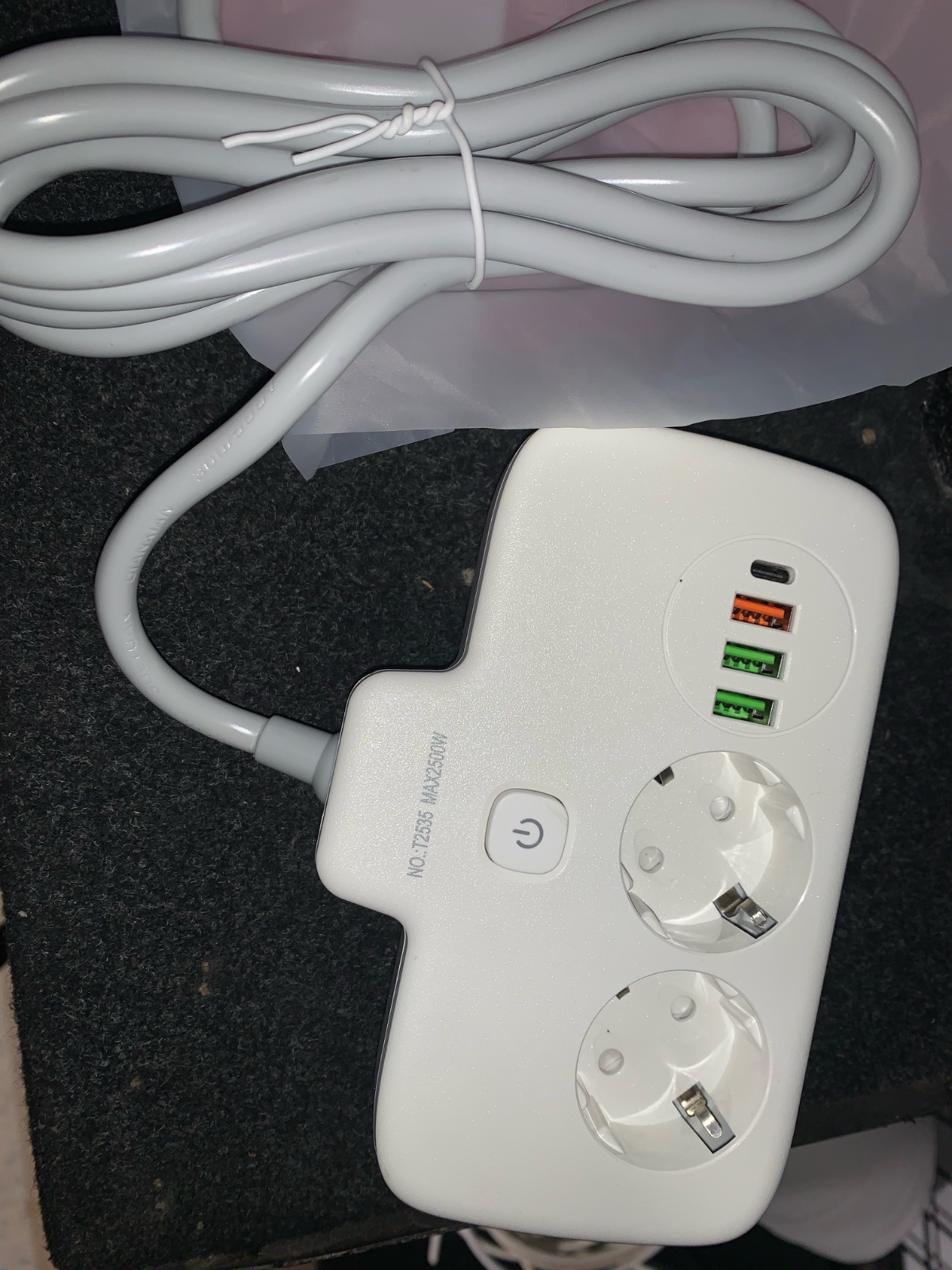 Multiprise avec usb et type-c