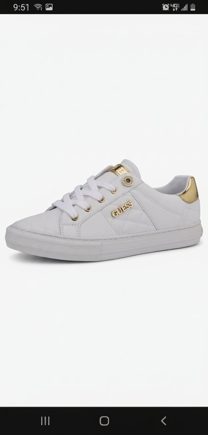 Baskets GUESS blanches originales – très bon état