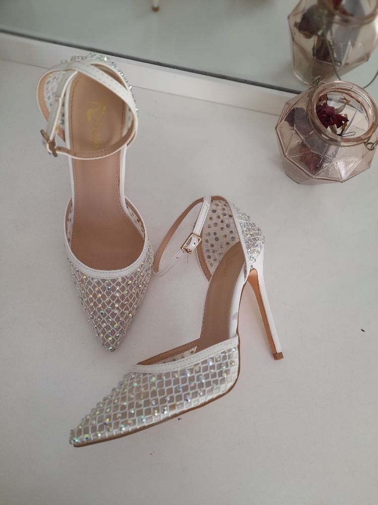 Escarpins blancs avec strass
