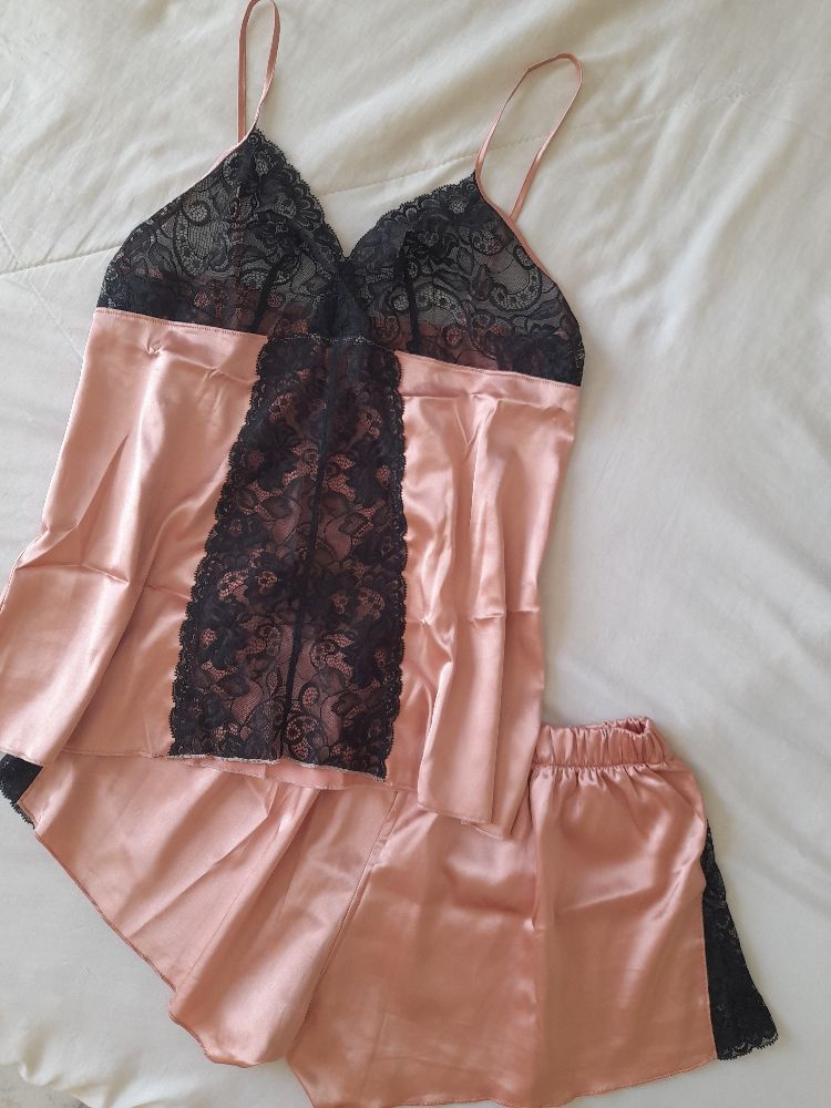 Lingerie Caprice
