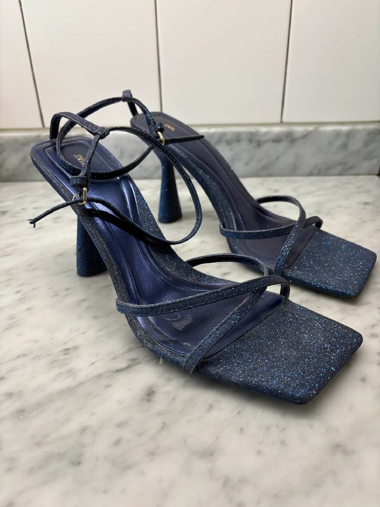 Sandales à talons zara