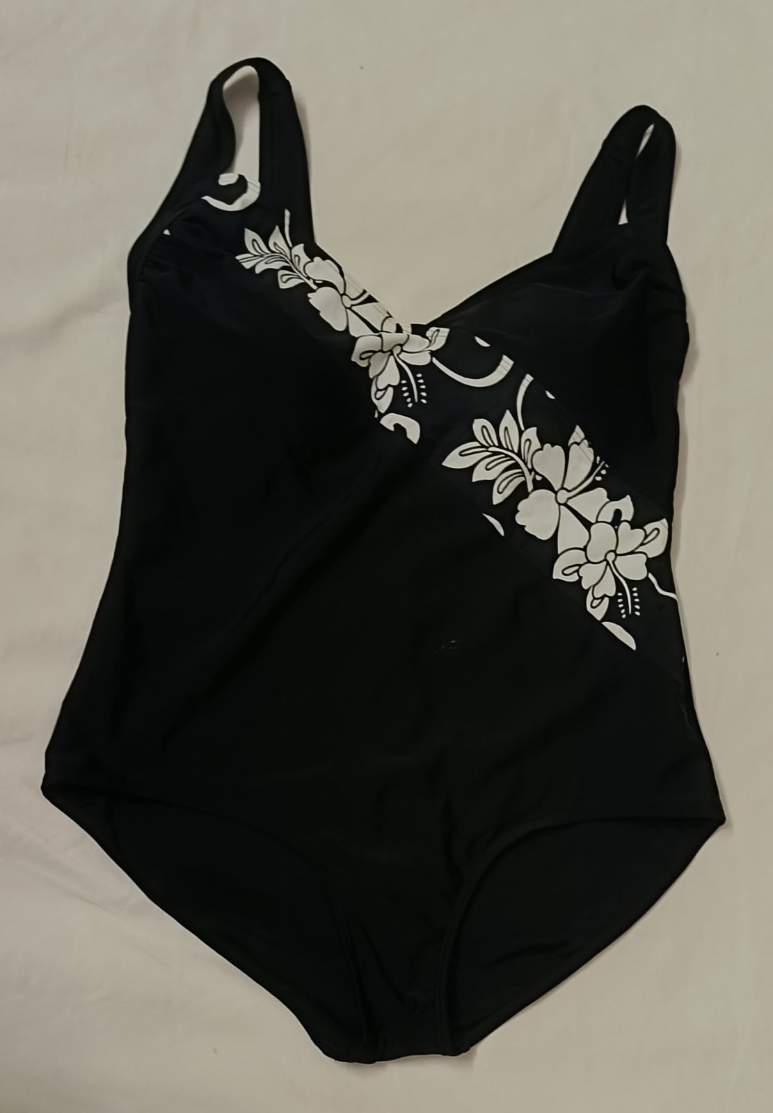 Jolie maillot harmony taille 42/44