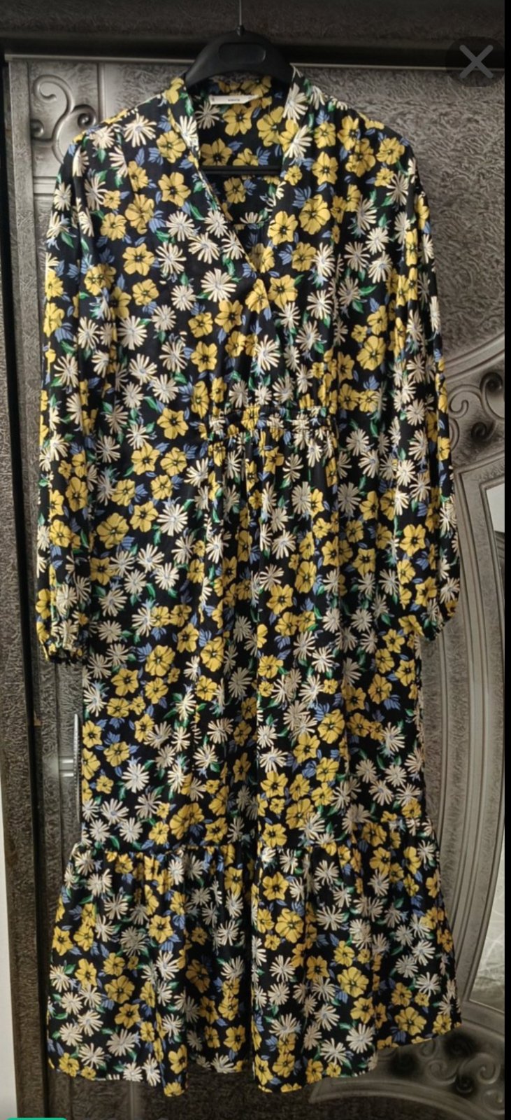 Très belle robe floral Mango 🤍 T 44 