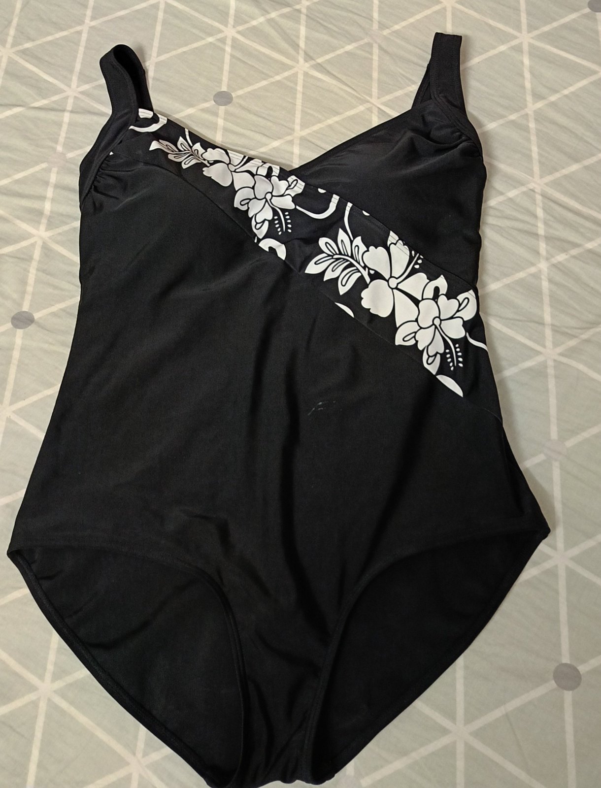 Waaaaw 🥰 deux maillots taille 42❤️ avec cadeaux 💝