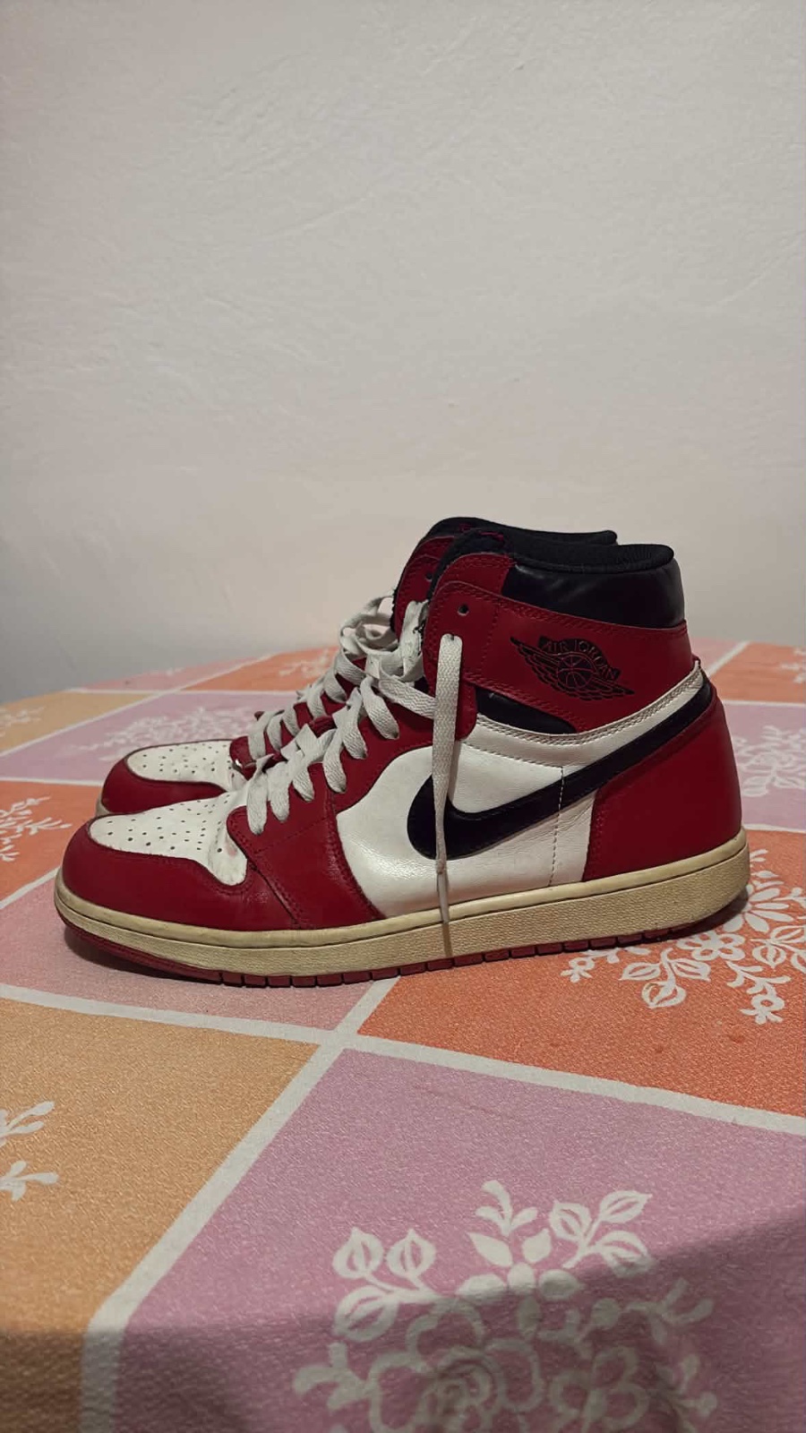 Air Jordan 1 Retro High OG "Chicago"