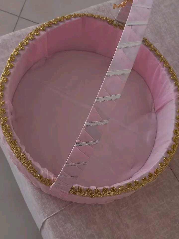 2 Knastrouwet 