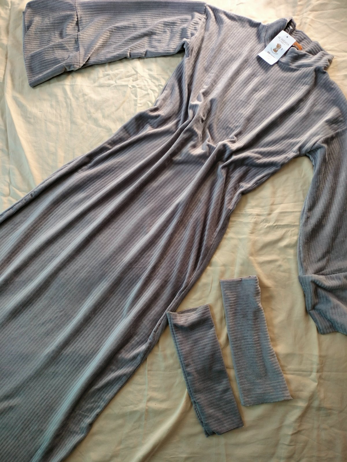 Abaya grise